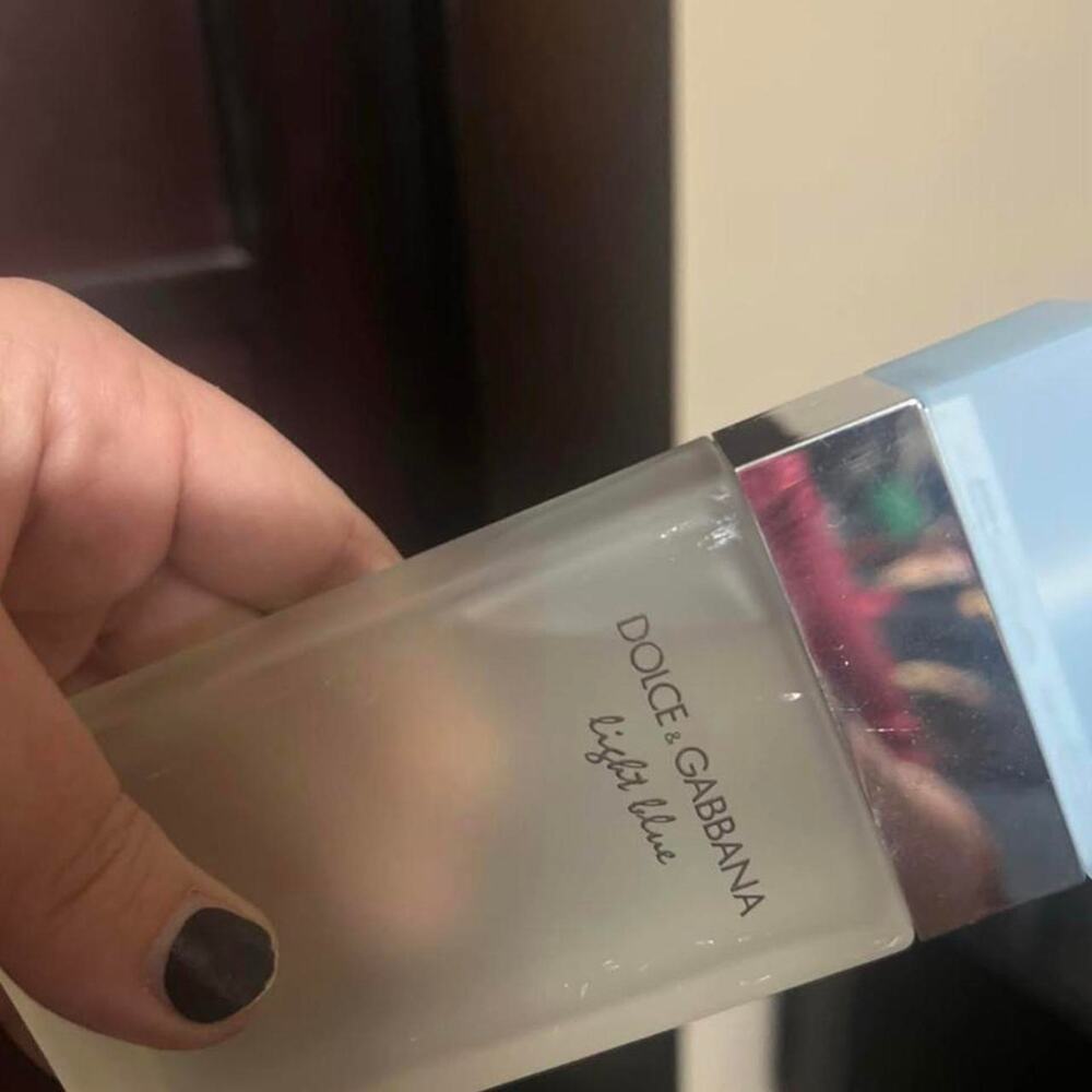 **Authentic** Dolce & Gabbana Light Blue Perfume - Picture 3 of 4